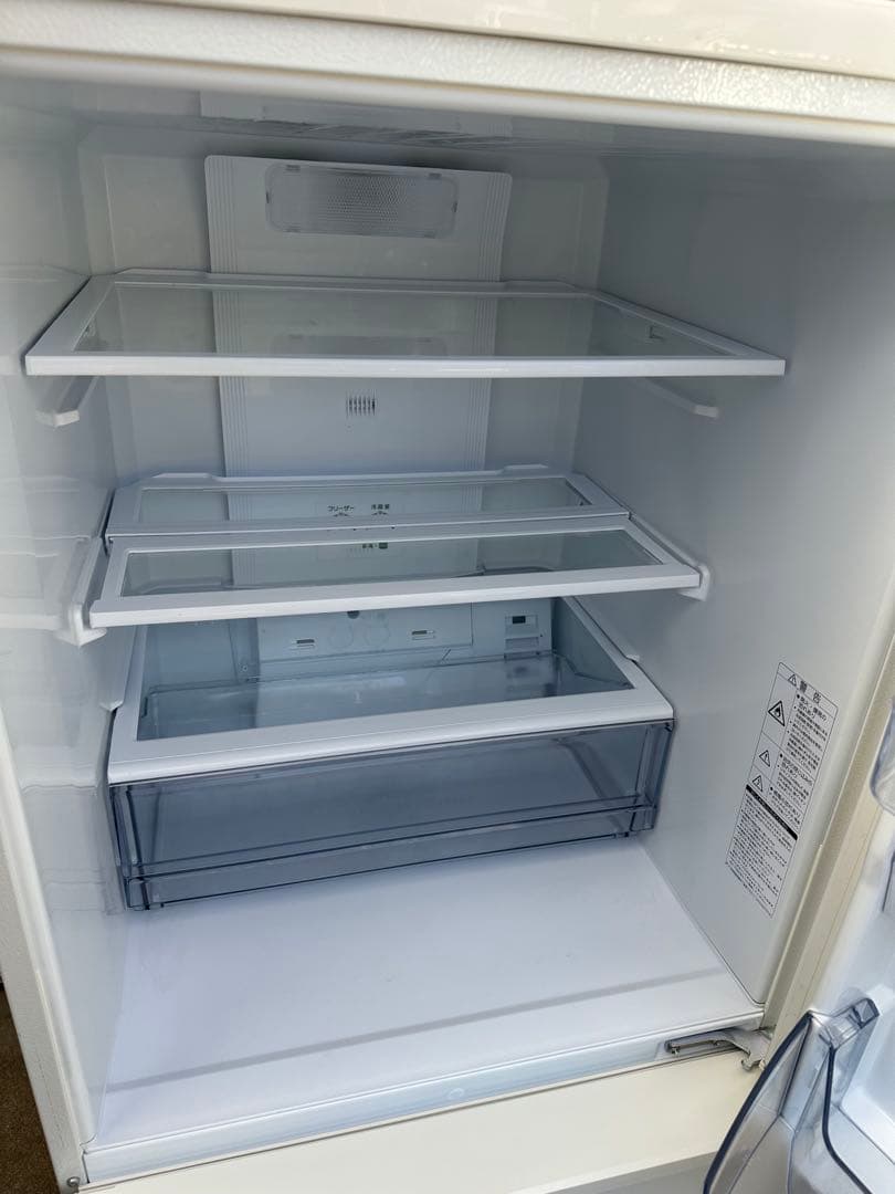 無料配送有り★3ヶ月保証★冷蔵庫アクア 2020年製272LAQR-27J(W)