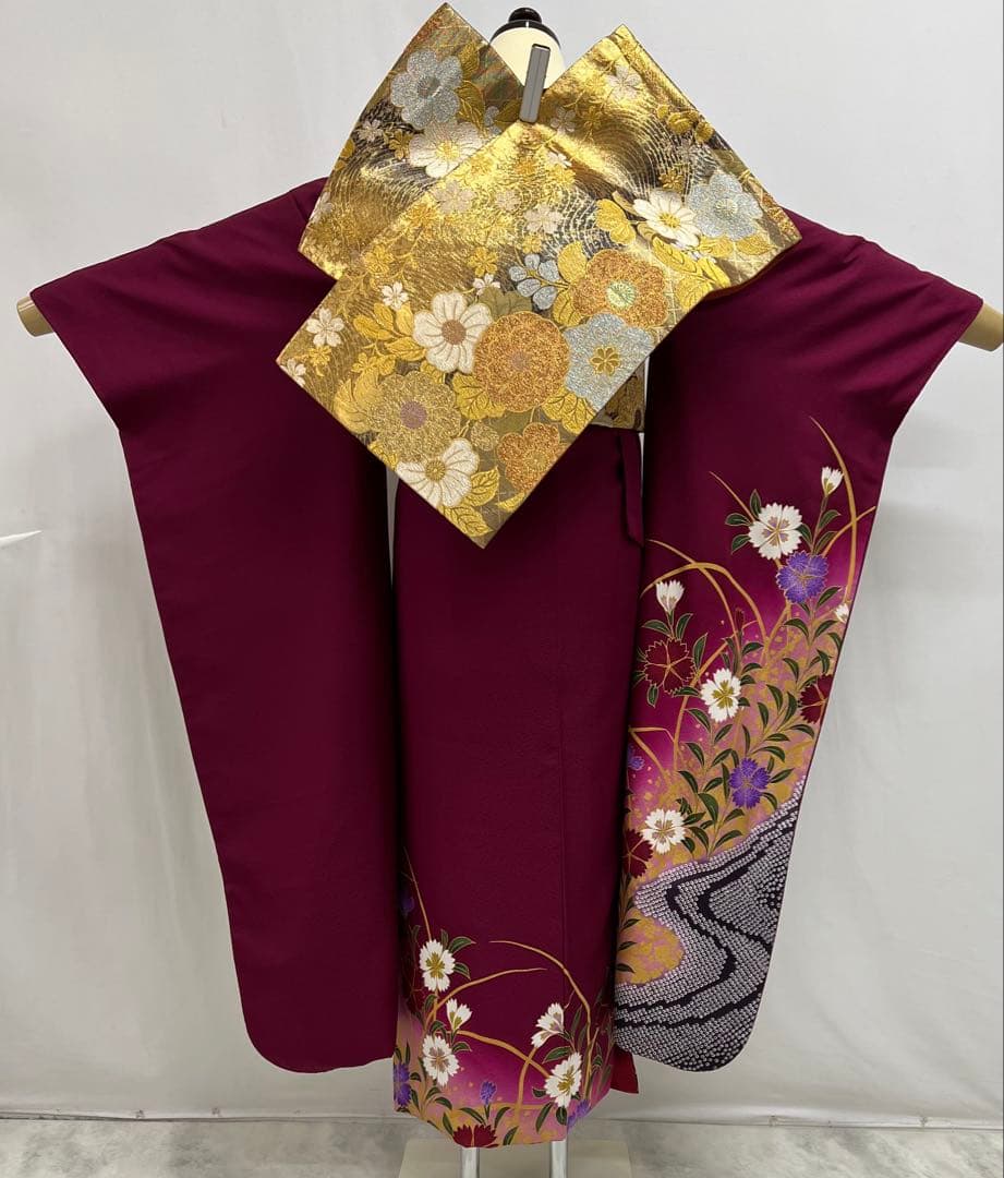 振り袖　フルセット　別誂長襦袢付　金彩加工　金駒刺繍　成人式　蝶々　643