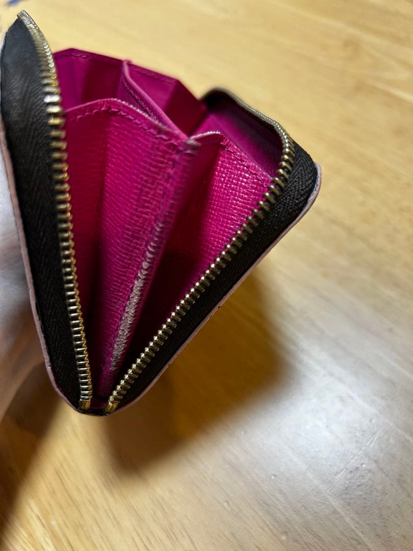 ルイヴィトン　モノグラム　ジッピーパース　難あり