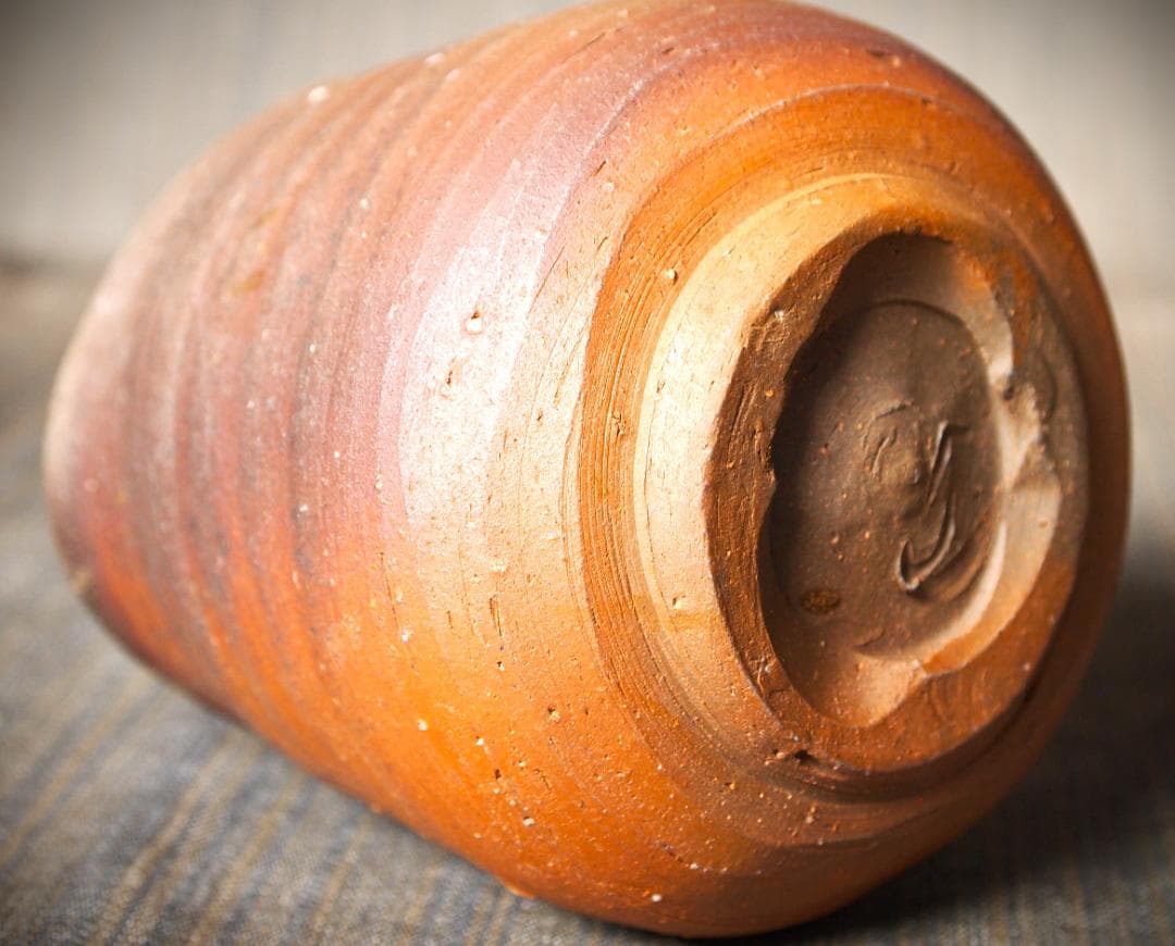 希少作★中村六郎【師：金重陶陽】★備前湯のみ★共箱・布