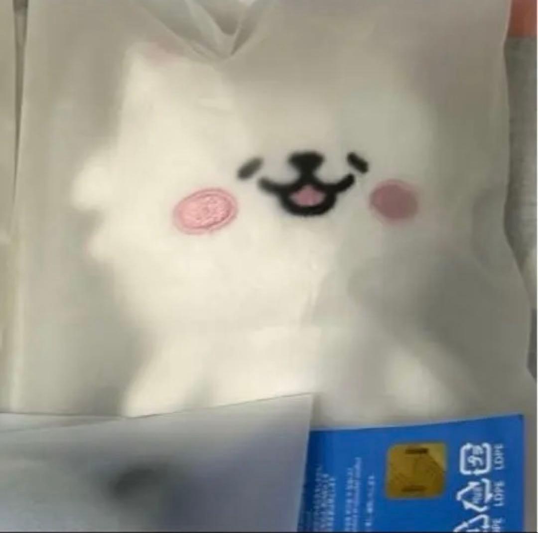 ルセラフィム カズハ HOT ポップアップ 限定 キーホルダー