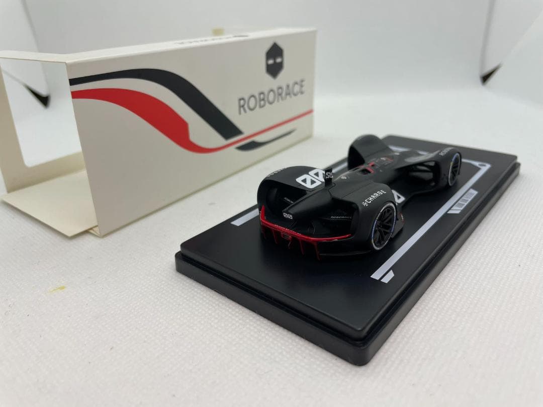 ミニカー 405-136 ROBORACE 1/43 ROBOT ON BOARD #00