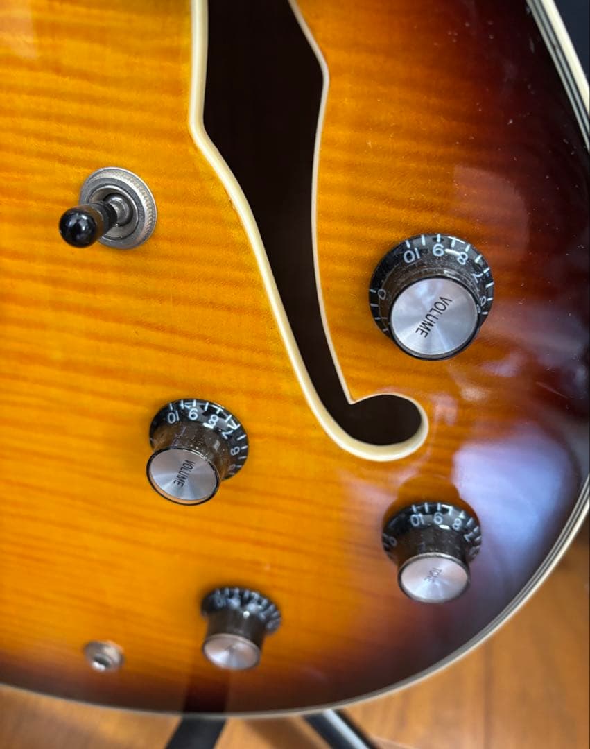 新品同様　SIRE（サイアー）H7 ラリーカールトン セミアコ