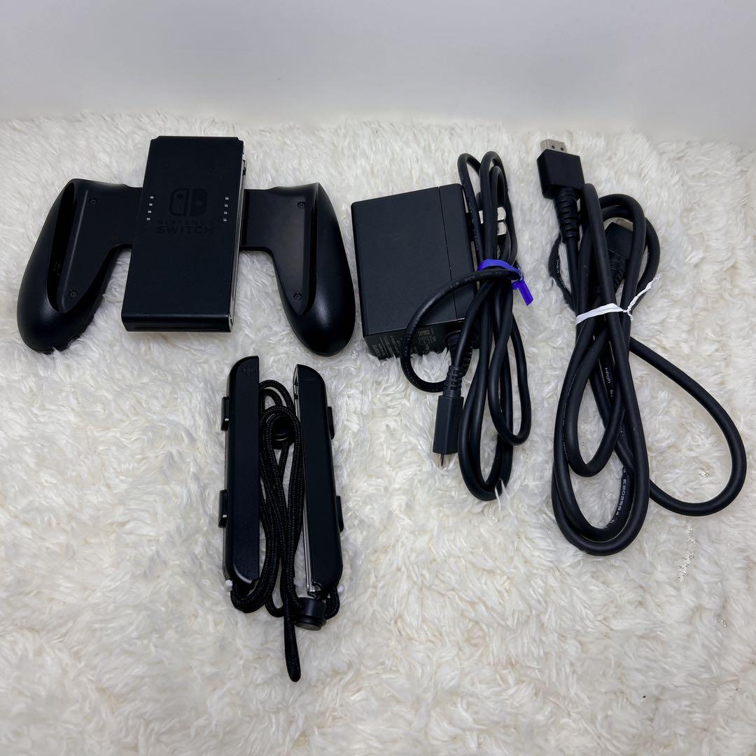 【極美品】Nintendo Switch 本体