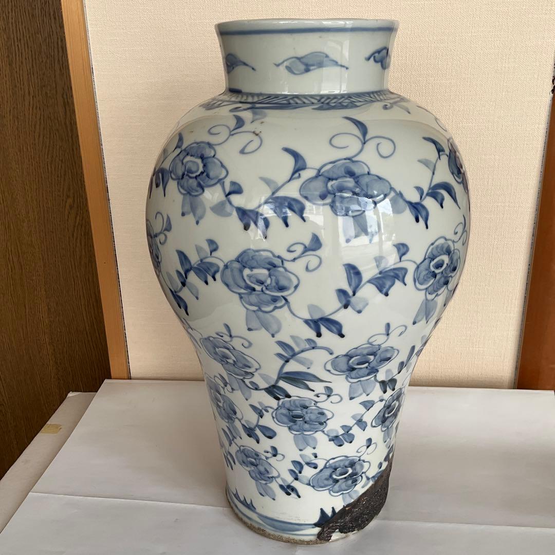 李朝　染付花文(薔薇)壷　18世紀頃