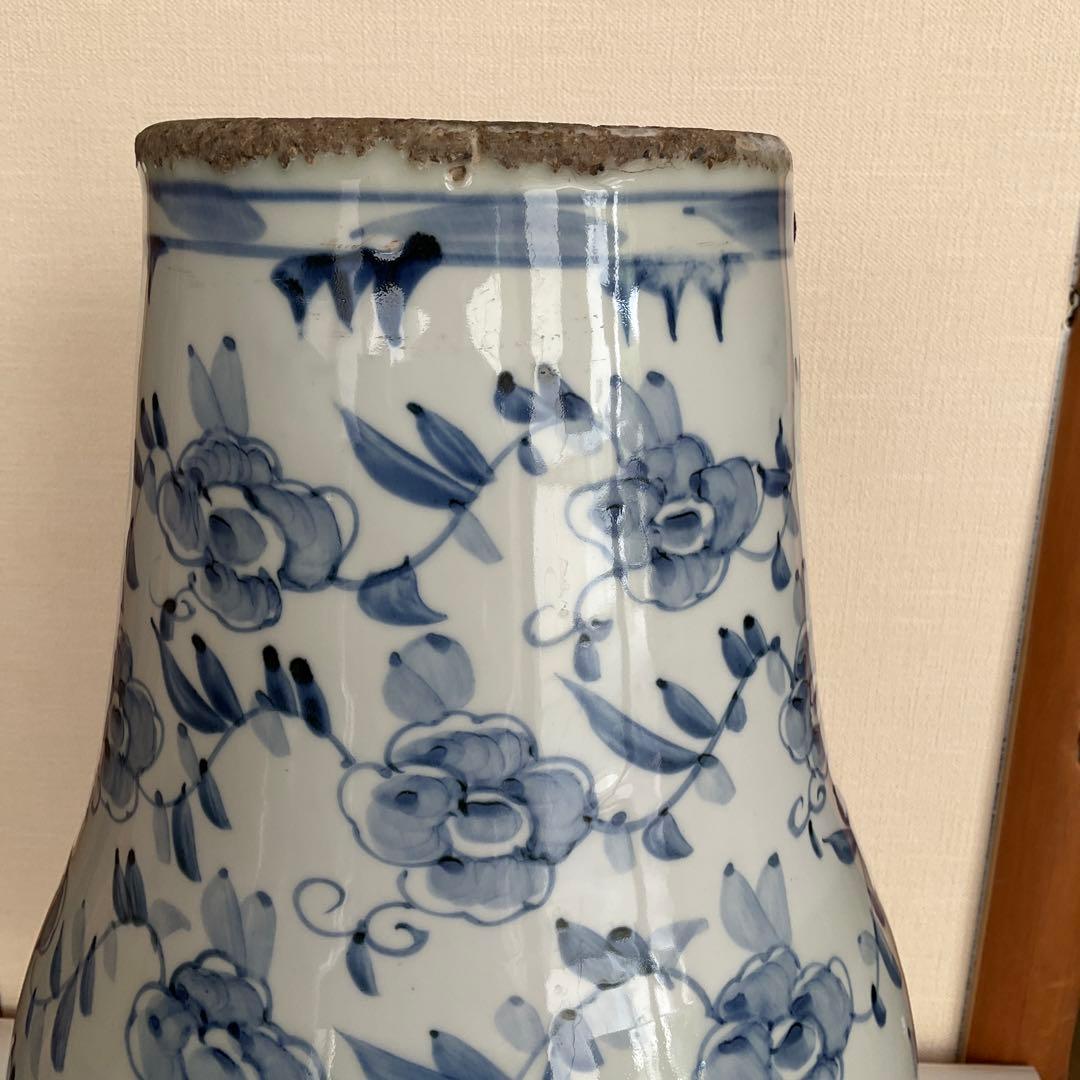 李朝　染付花文(薔薇)壷　18世紀頃