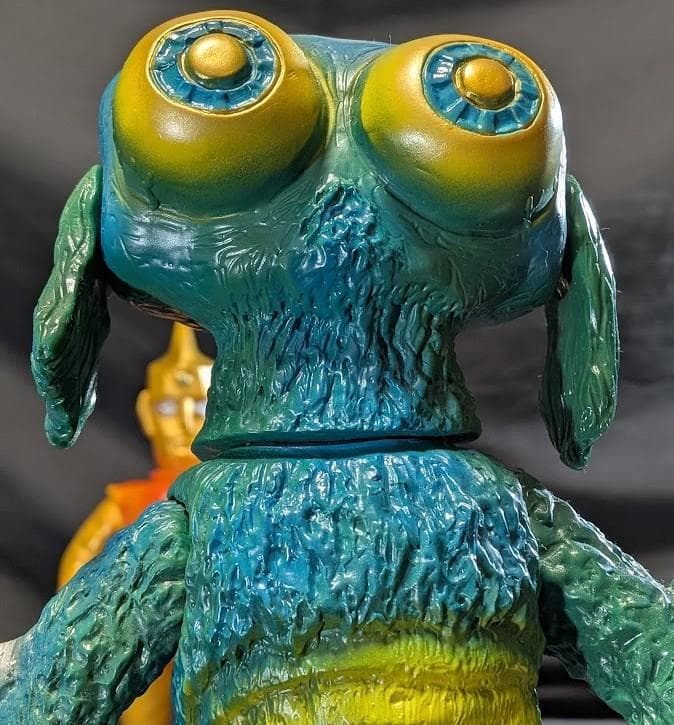 ギラギンド「スペクトルマン」登場怪獣（ベアモデル）ソフビフィギュア