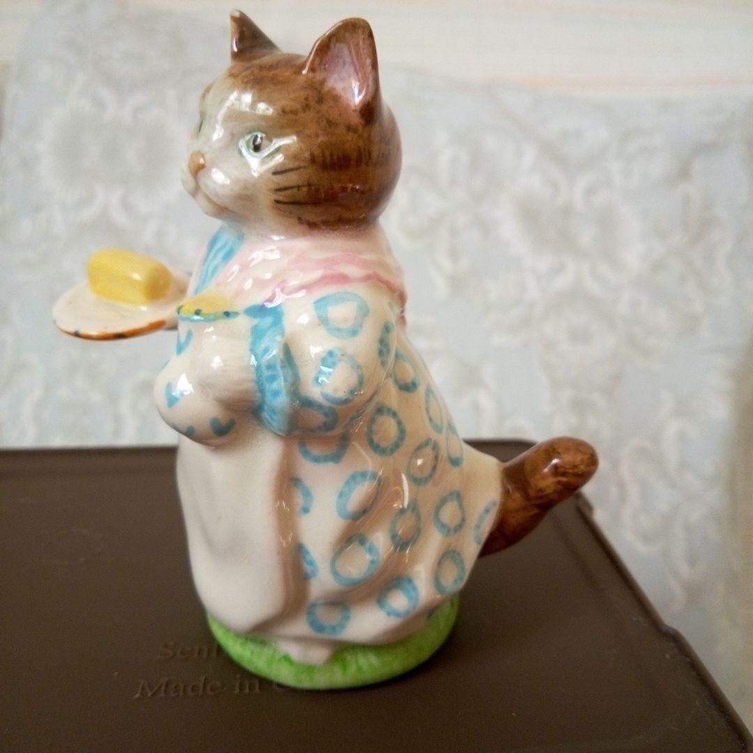 ビアトリクスポター置物　猫のリビー