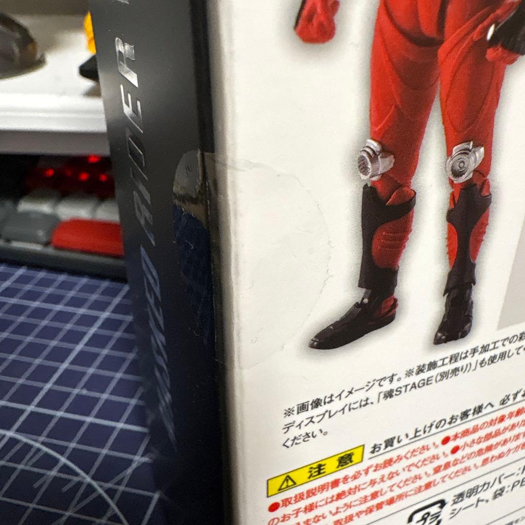 S.H.Figuarts 真骨彫製法 仮面ライダー龍騎　オリジナルスリーブ付き