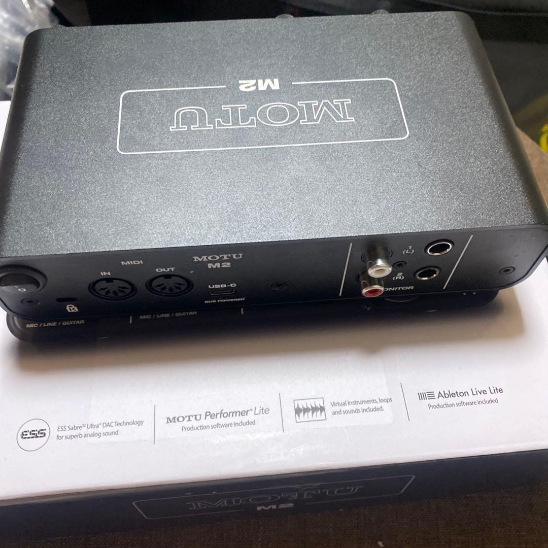 MOTU m2オーディオインターフェース