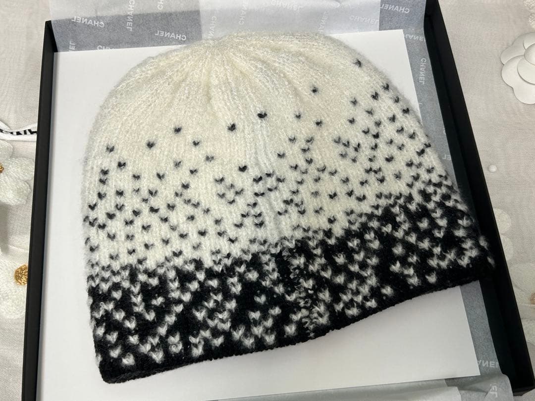 シャネルニット帽CCロゴ　coconeige 25新作 未使用