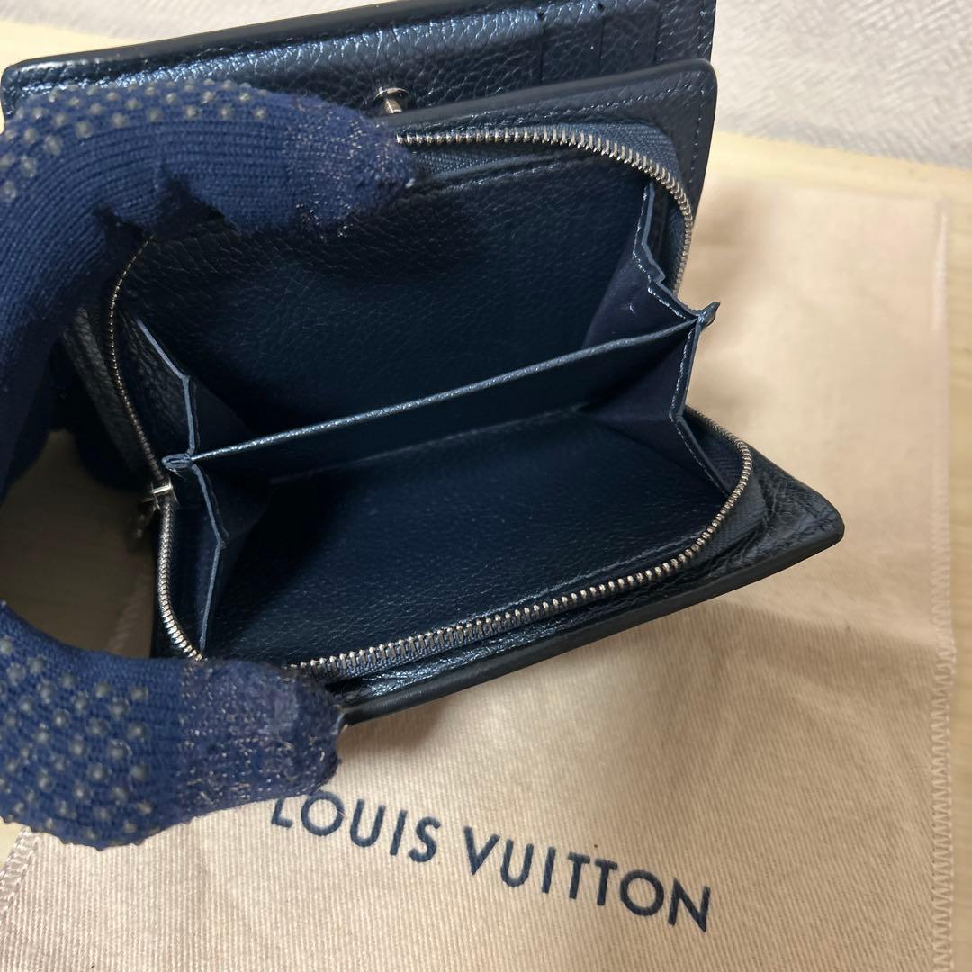 LOUIS VUITTONモノグラム折り財布