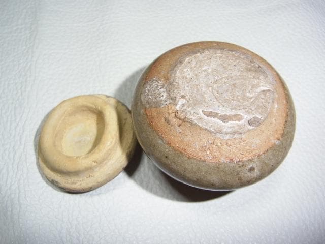 希少美品 1980年代◆京都 木田安彦作 小さい壺 ふた付き上部に淡水真珠 陶器