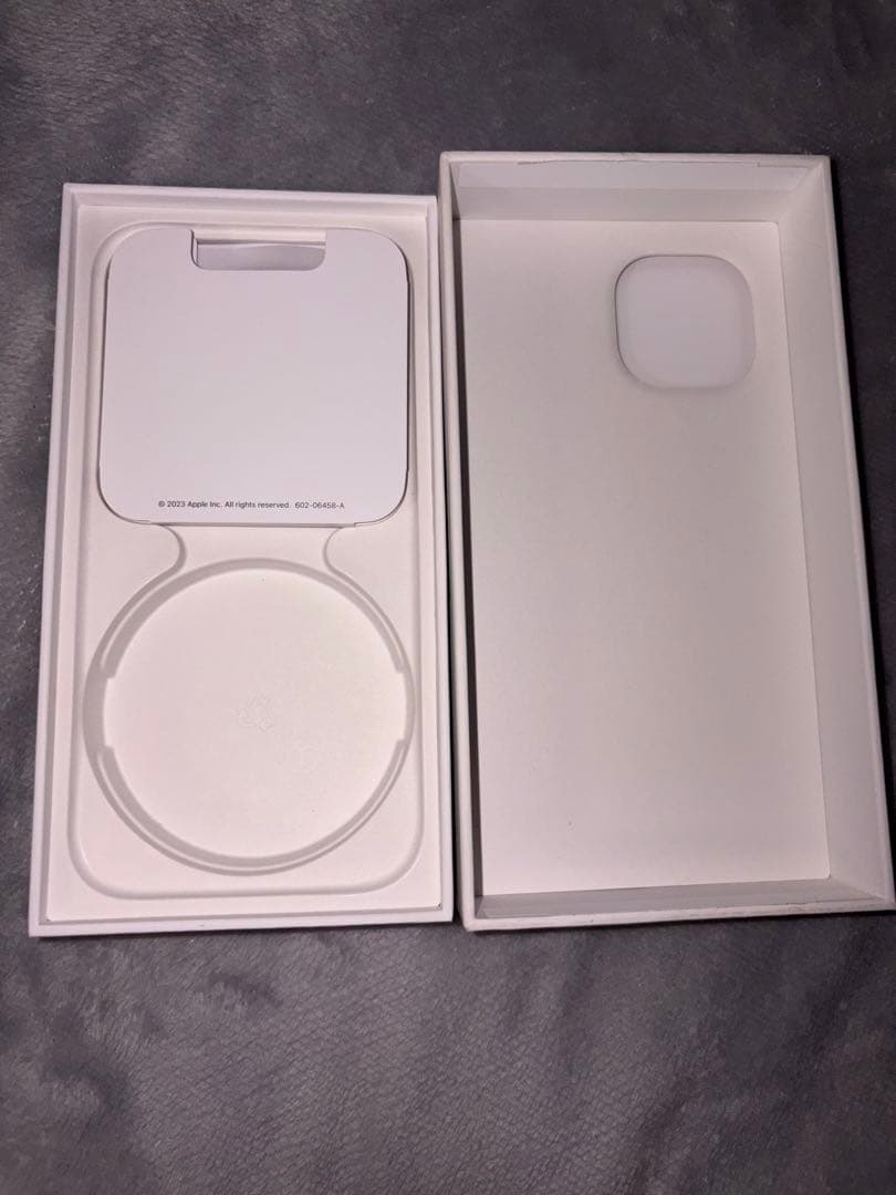 む*ん様 Apple iPhone 15ミッドナイト 本体