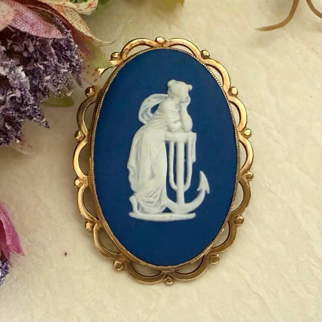 専用　ヴィンテージウェッジウッド9ct/K9 ブローチ　ギリシャ女神像　凝った枠