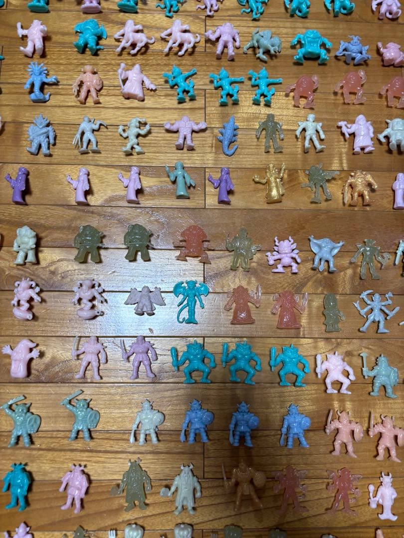 当時物 ネクロスの要塞 フィギュア140体＋魔法チップ ロッテ 食玩 昭和レトロ