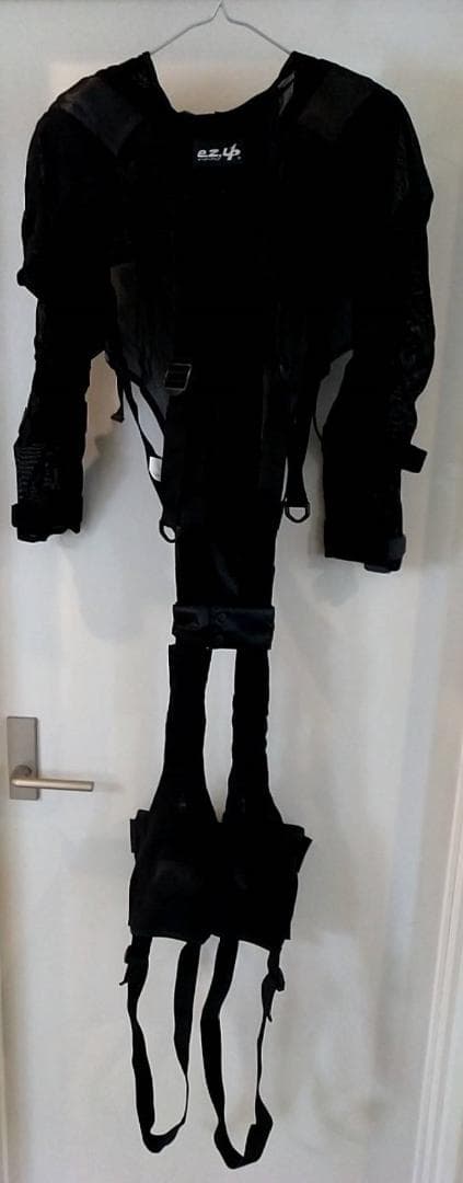 荷物運びが楽になる!マッスル(アシスト)スーツ イージーアップEZ-102