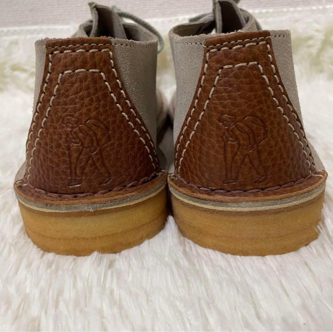 未使用級　クラークスオリジナルズ　デザートトレック　ベージュ　US 9 1/2