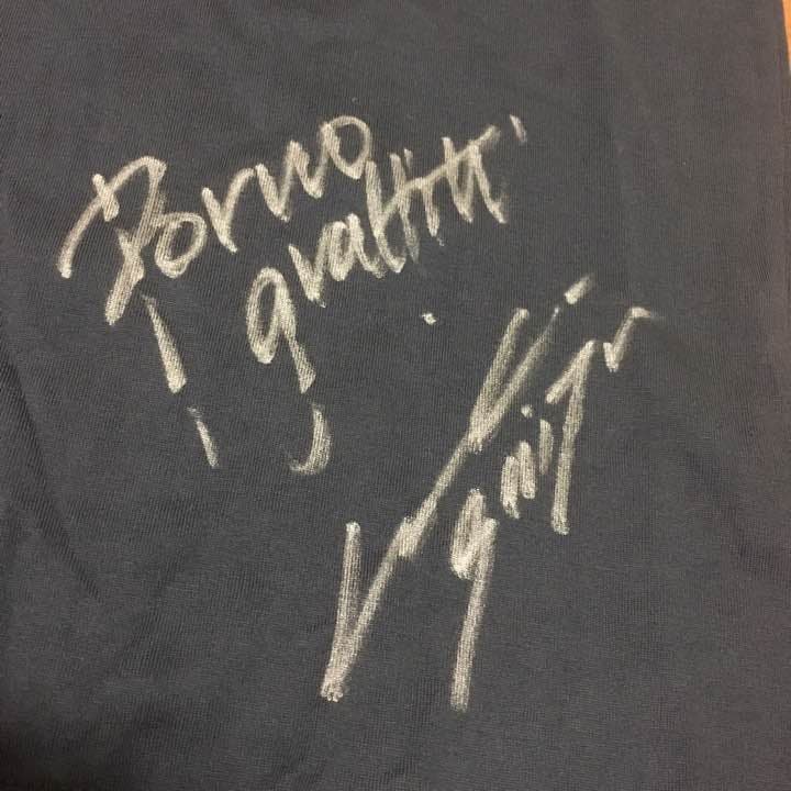 ポルノグラフィティ 直筆サイン入りＴシャツ