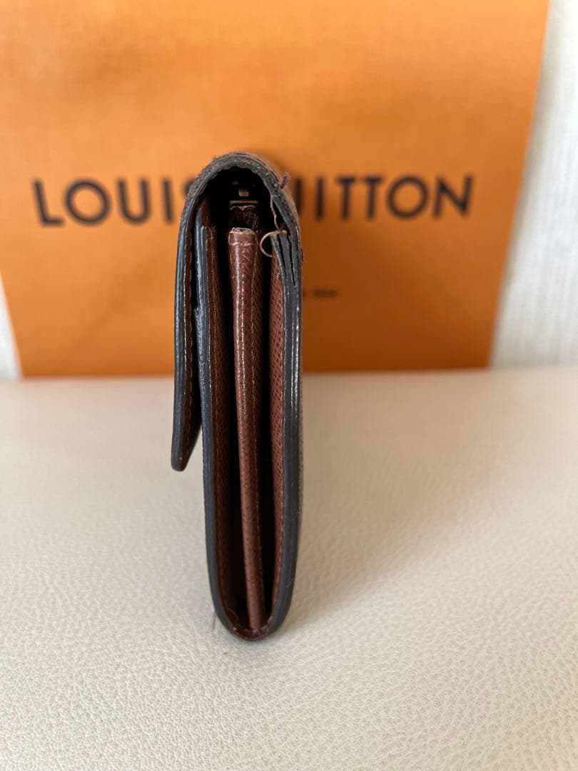 LOUIS VUITTONモノグラム長財布