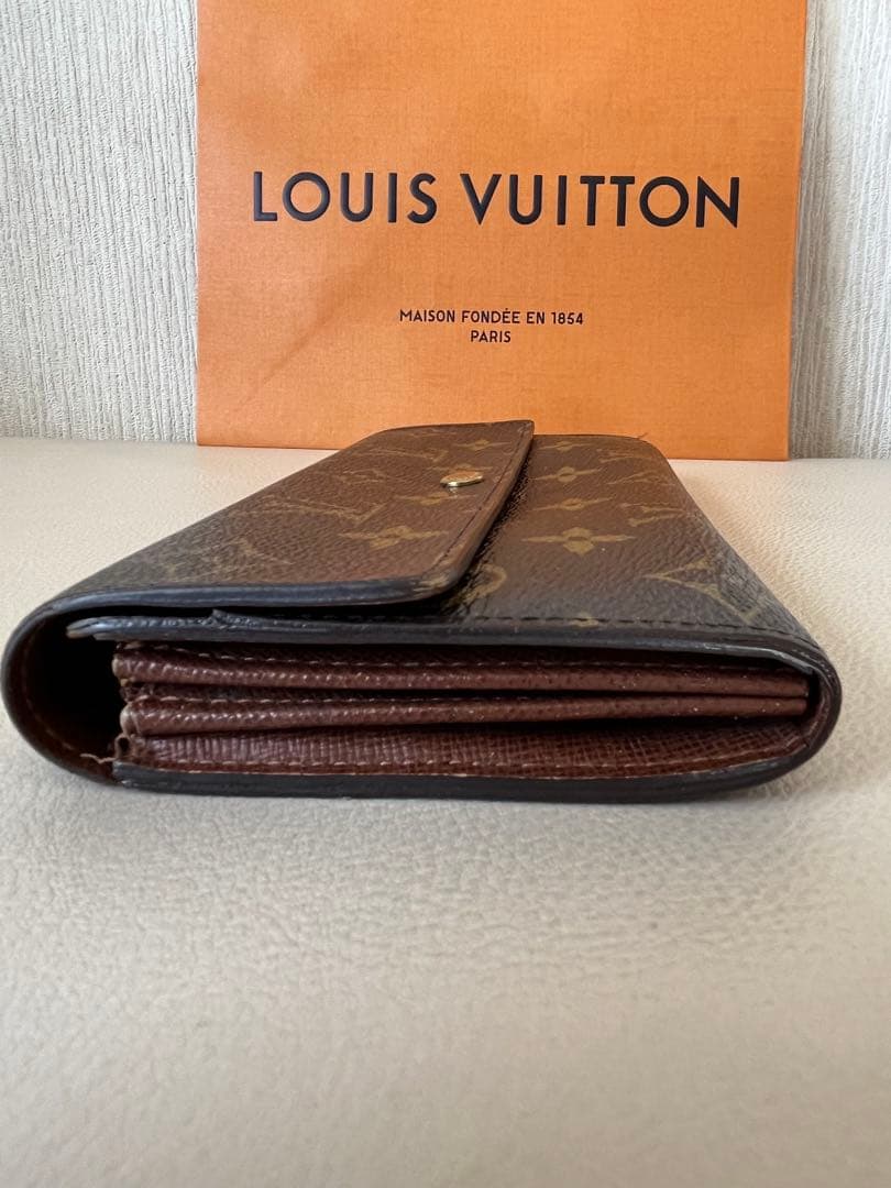 LOUIS VUITTONモノグラム長財布