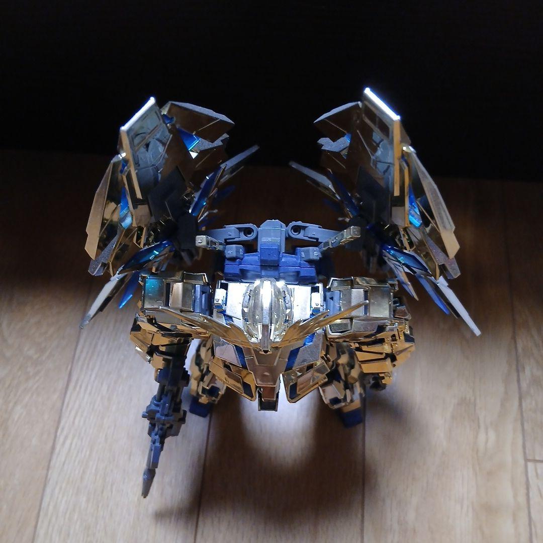 MG(マスターグレード) ガンプラ 金色