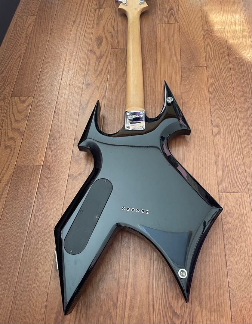 B.C.Rich Warbeast ビースト
