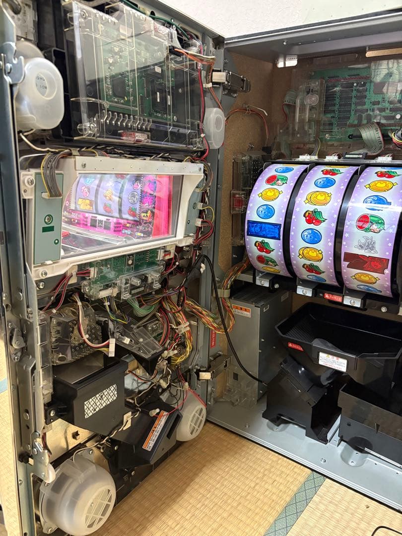 スロット　実機　マジカルハロウィン　スパイガール　不要機