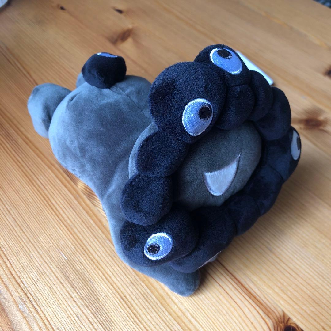 大阪関西万博　黒ミャクミャク 這い型ぬいぐるみ ねそべり Sサイズ　エキスポ