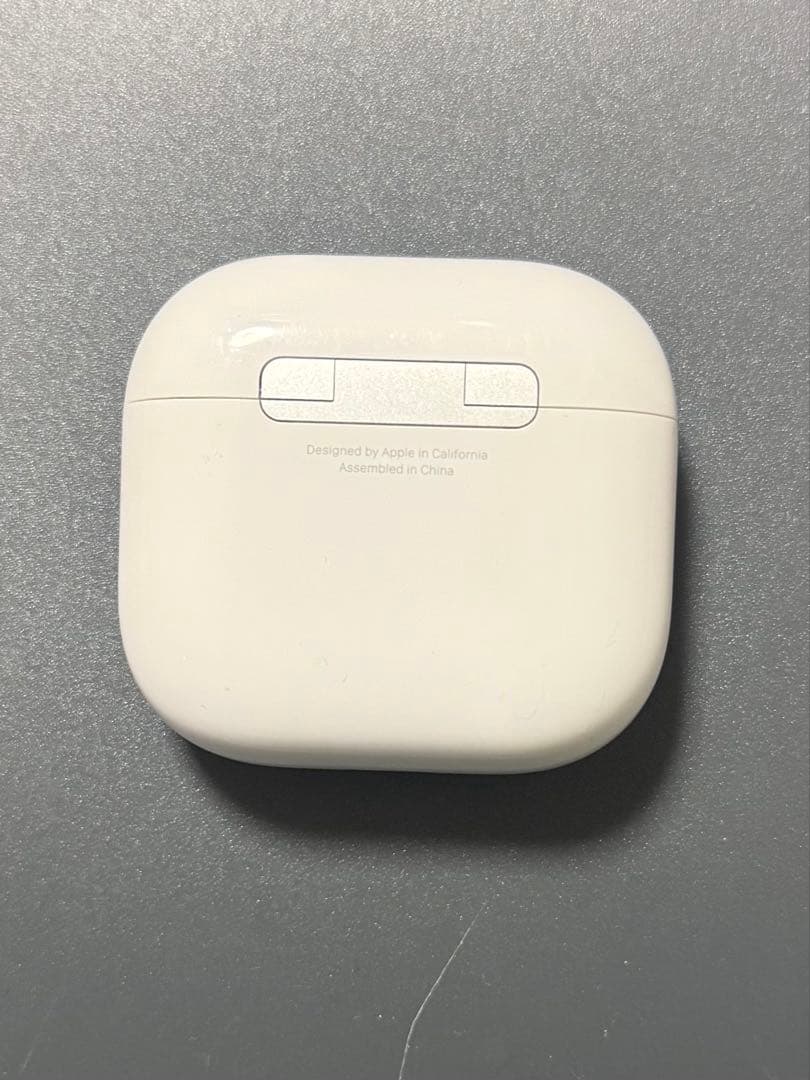 イヤホン AirPods 4
