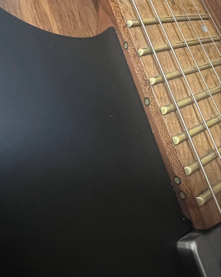 Ibanez QX52 BKF ヘッドレスギター