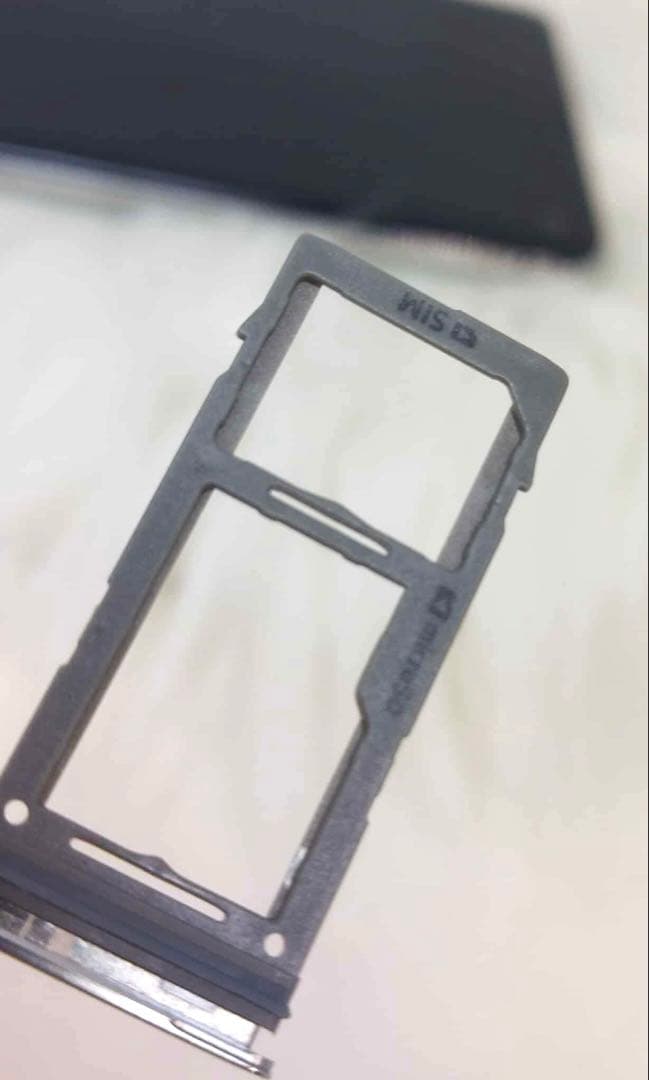 携帯電話本体 SAMSUNG GALAXY SC-03L