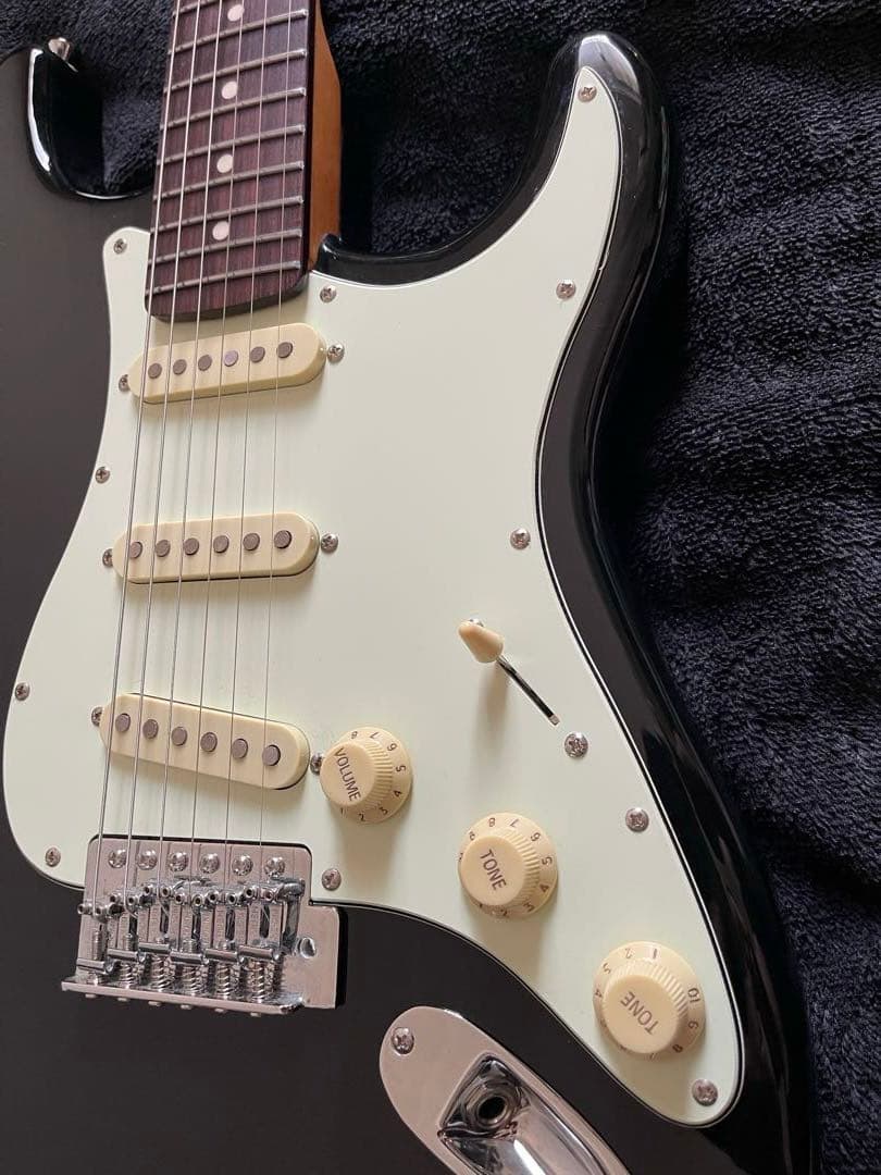 mushroom guitars マッシュルーム ストラトキャスター