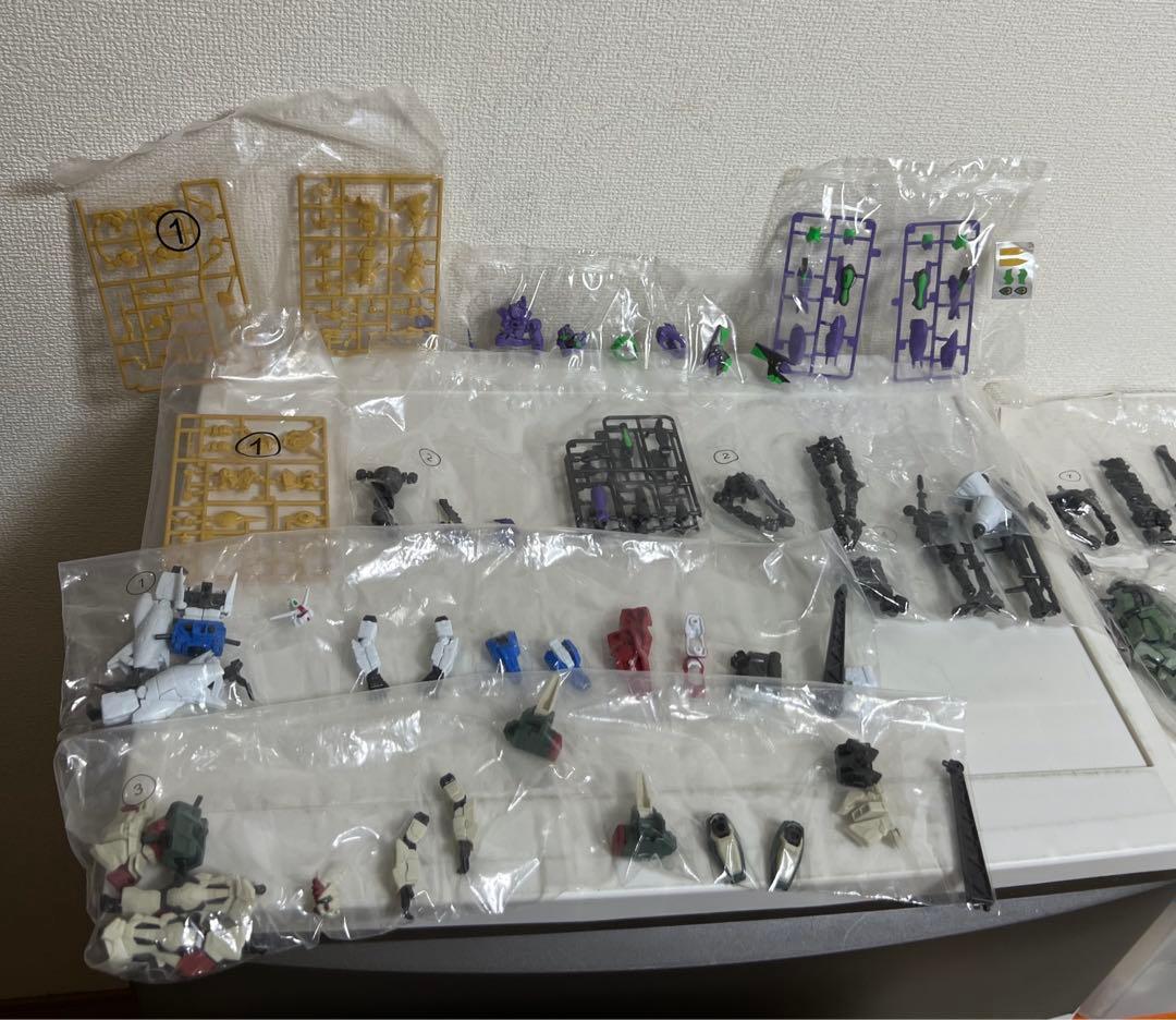 ガンダムプラモデルのセット