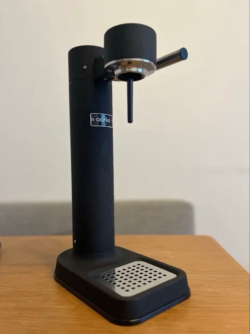 【超美品】aarke 炭酸水メーカー　マットブラック