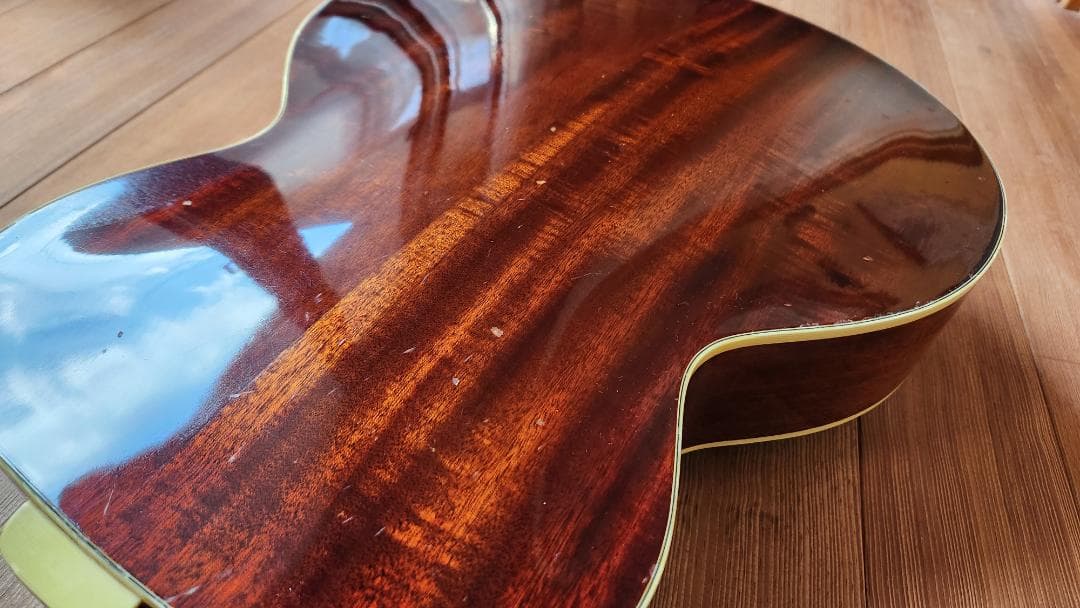 EASTMAN（イーストマン）AR-605E　中古