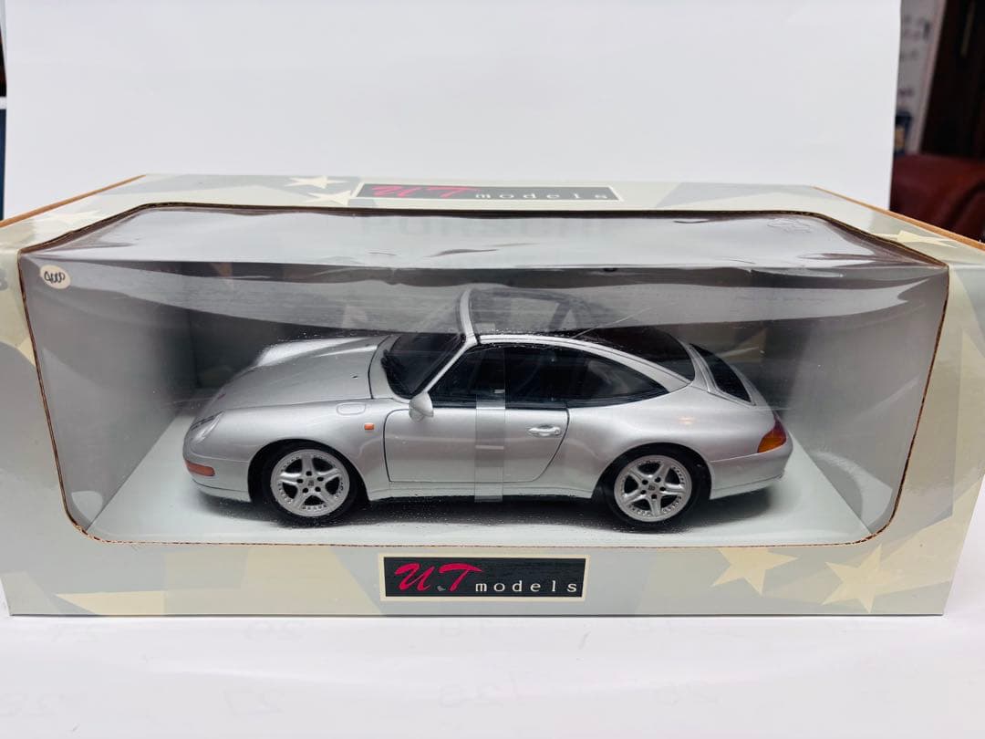 未開封新品送料込1/18 Porsche Carrera targaミニカー