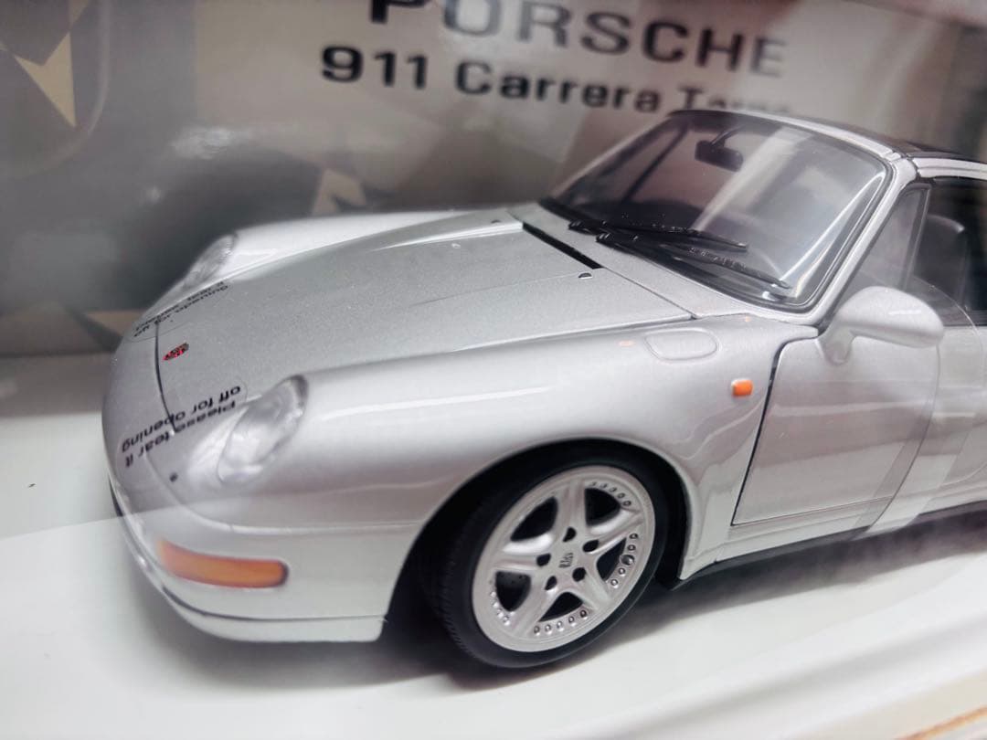 未開封新品送料込1/18 Porsche Carrera targaミニカー