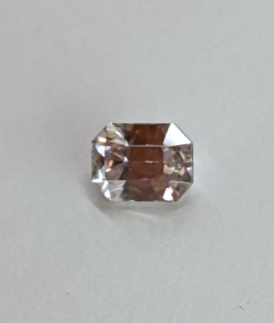 ハーツレンジ産 天然ジルコン 1.4ct ルース