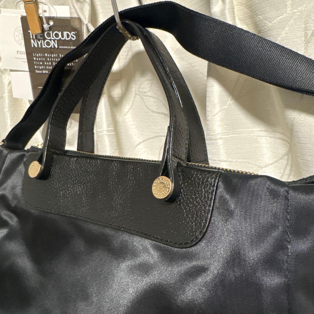 ほぼ未使用ラシット三層構造整理整頓メタルロゴ2way