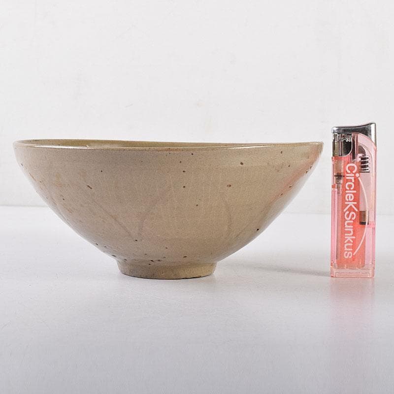 中国　龍泉窯　青磁　陽刻　蓮弁文碗　時代箱付　M　R8641