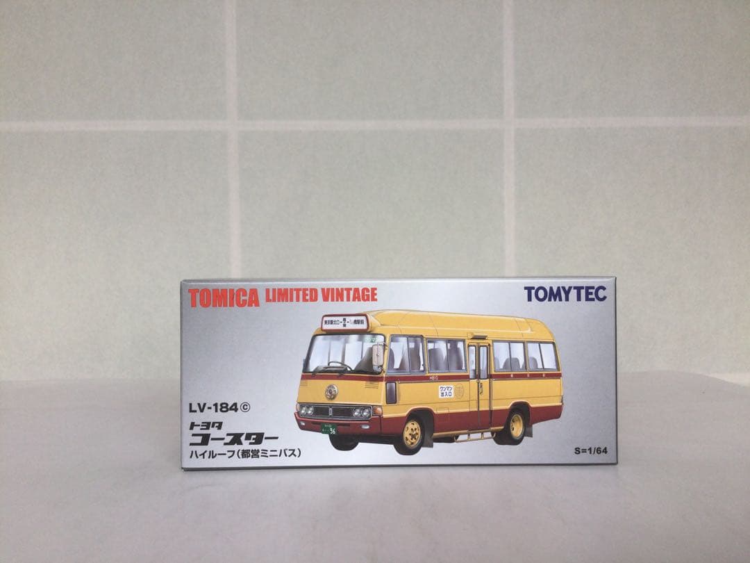 トミカリミテッドヴィンテージ LV-184c トヨタ コースター