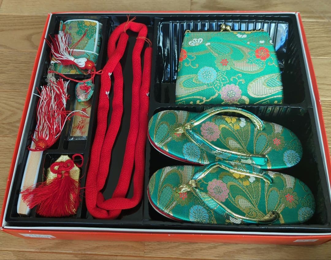 七五三 7才 女児着物フルセット　作り帯と筥迫つき