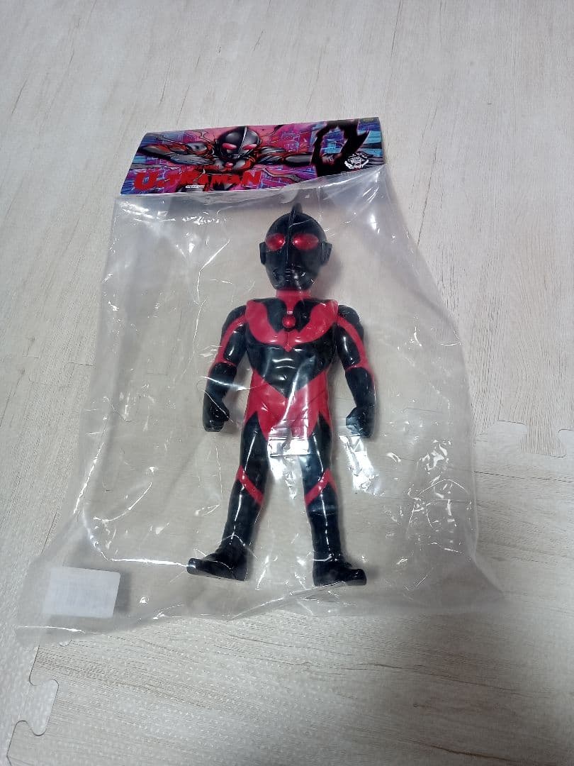 ウルトラマンダーク ソフビ / プラネットX 墓場の画廊