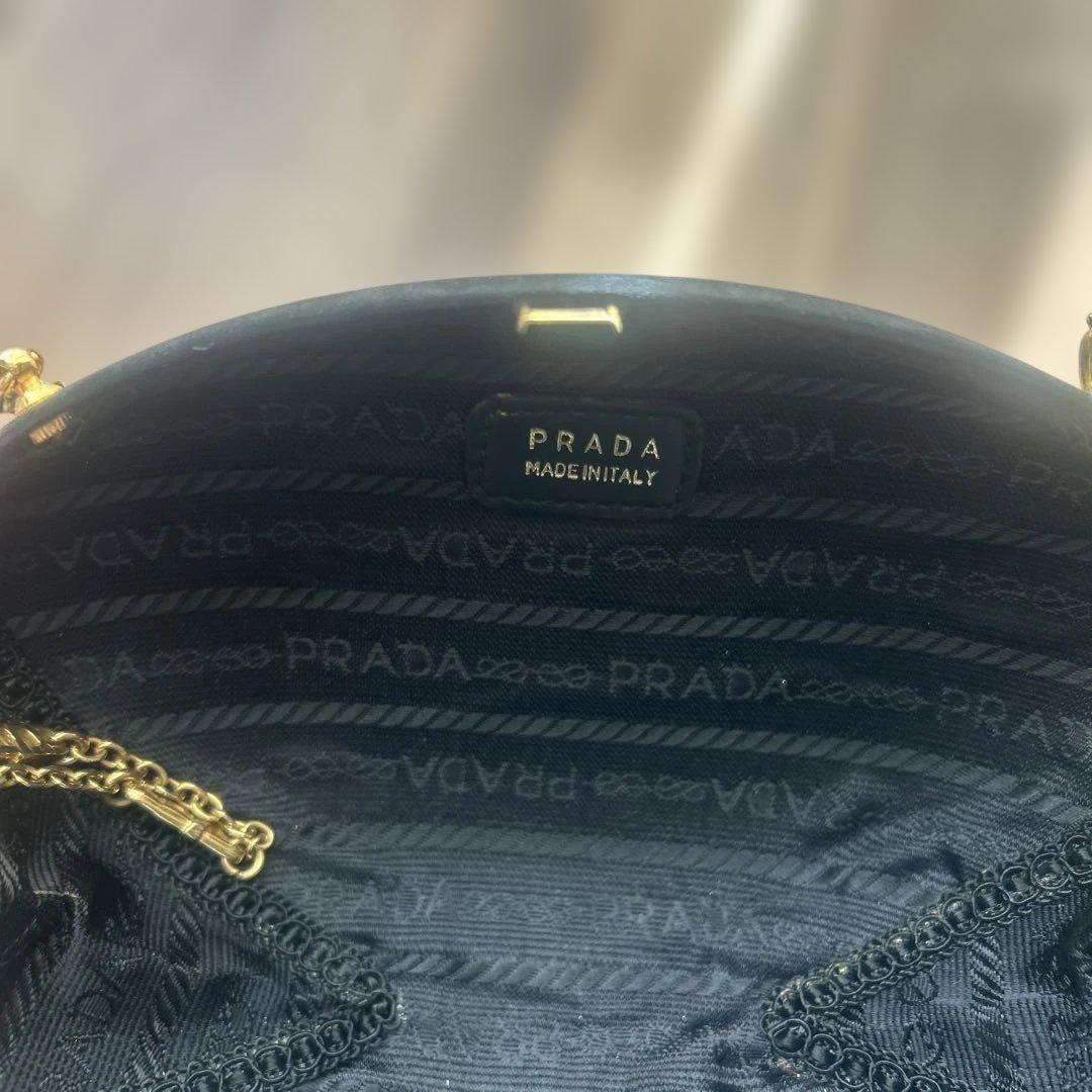PRADA ブラック クラッチバッグ