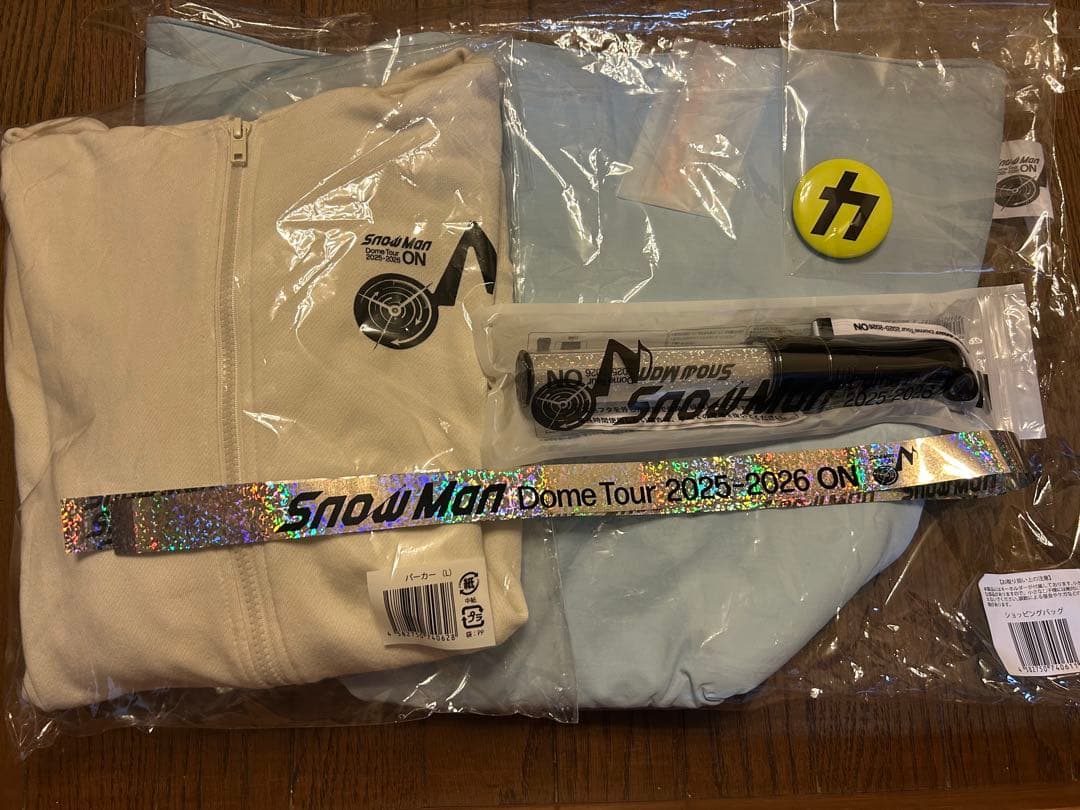  Man onグッズ　　　　　　　パーカーペンライト.ショッピングバック
