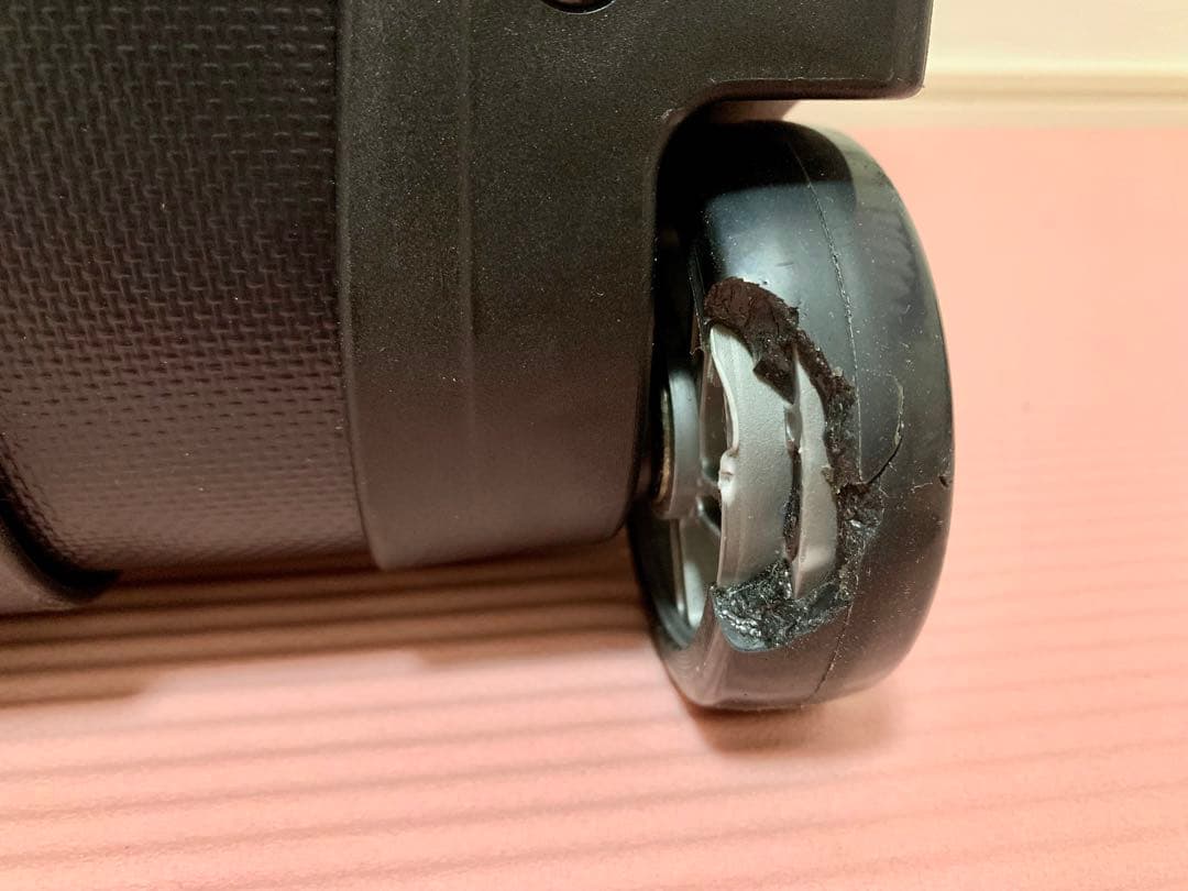 arena 大容量76㍑ キャスターバッグ