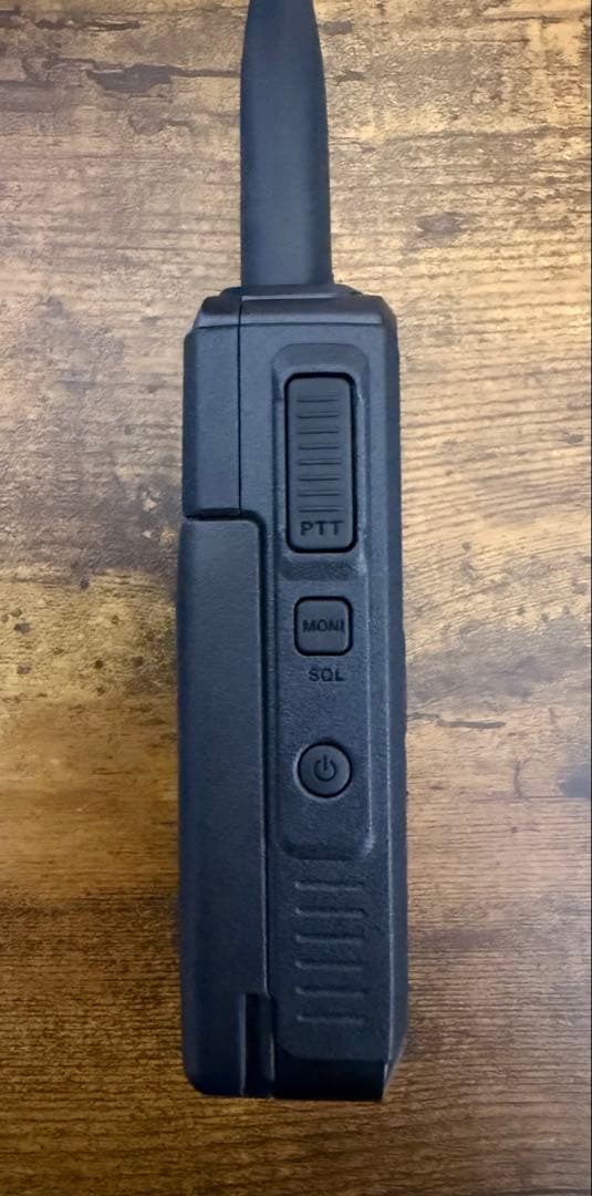 トランシーバー KENWOOD TH-D75