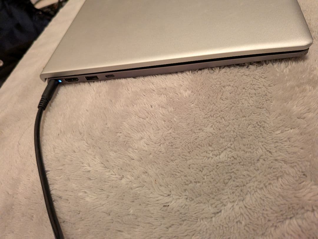 【ジャンク】Dell Inspiron 起動不可 修理用