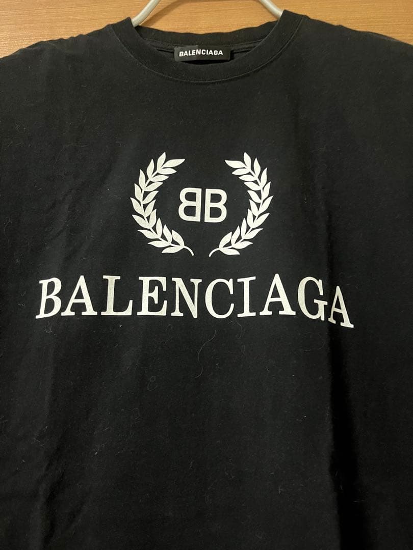 BALENCIAGA ブラック Tシャツ 半袖 ロゴ